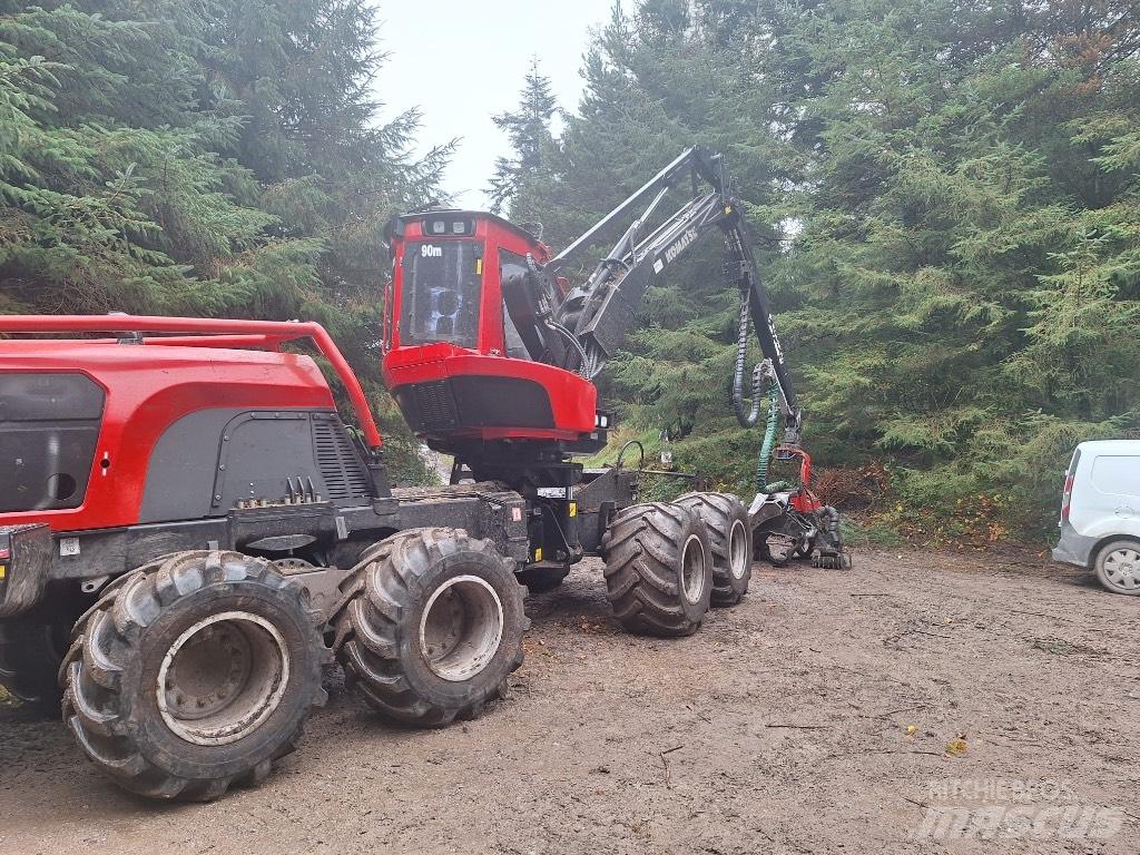 Komatsu 901 XC Abbattitrici, Disboscatrici