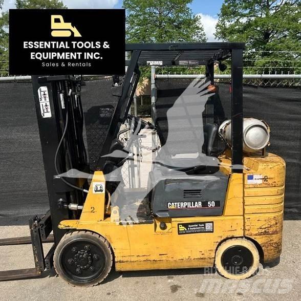 CAT GC25 Carrelli elevatori diesel