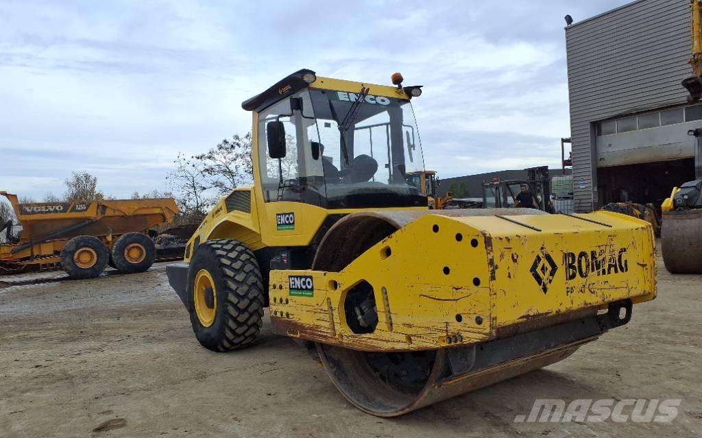 Bomag BW219D5 Vibrocostipatore verticale
