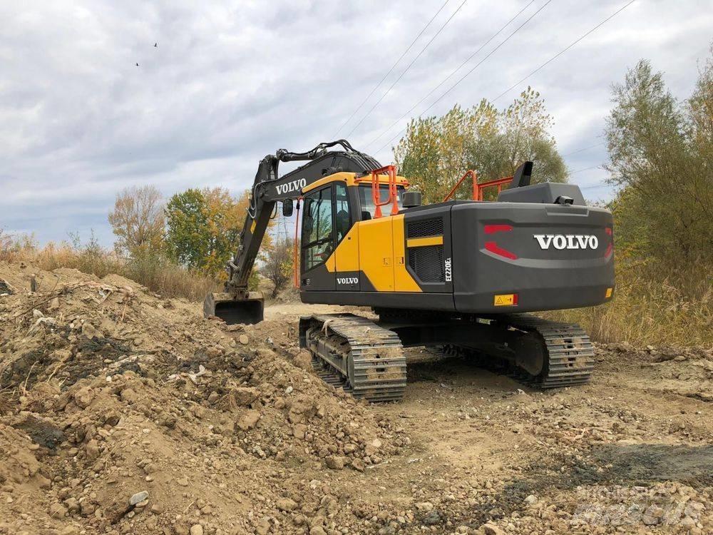 Volvo EC220 EL Escavatori cingolati
