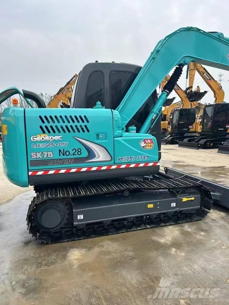 Kobelco SK 75 Escavatori cingolati
