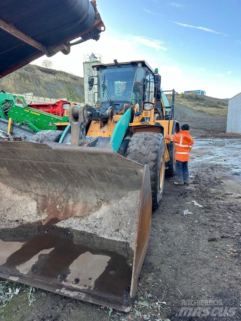Hyundai HL970A Pale gommate
