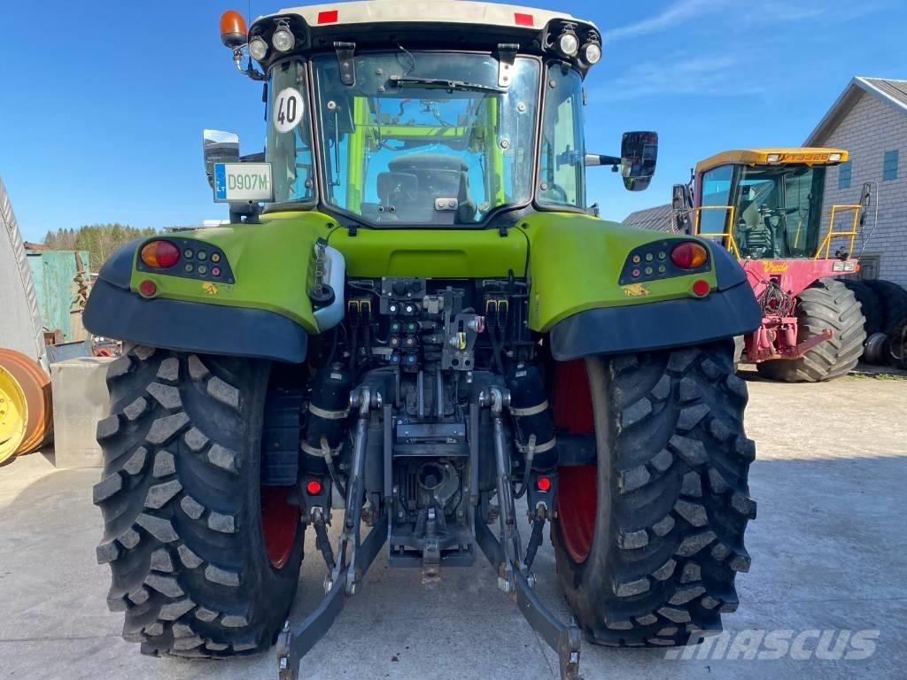 CLAAS Arion 440 Trattori