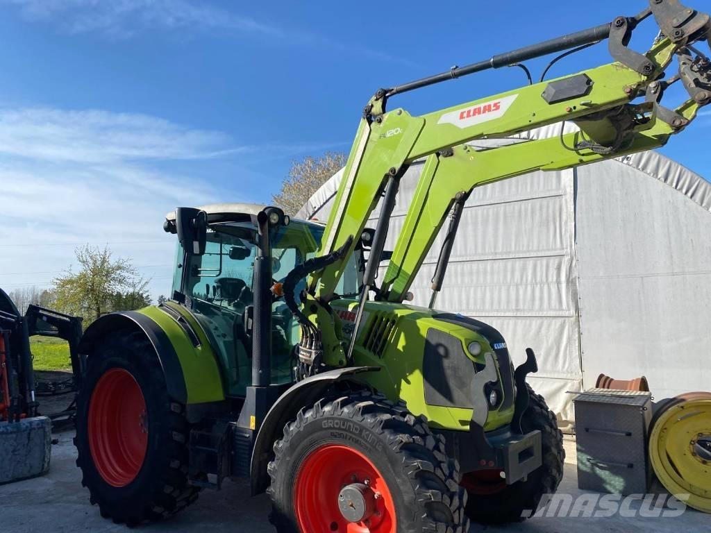 CLAAS Arion 440 Trattori