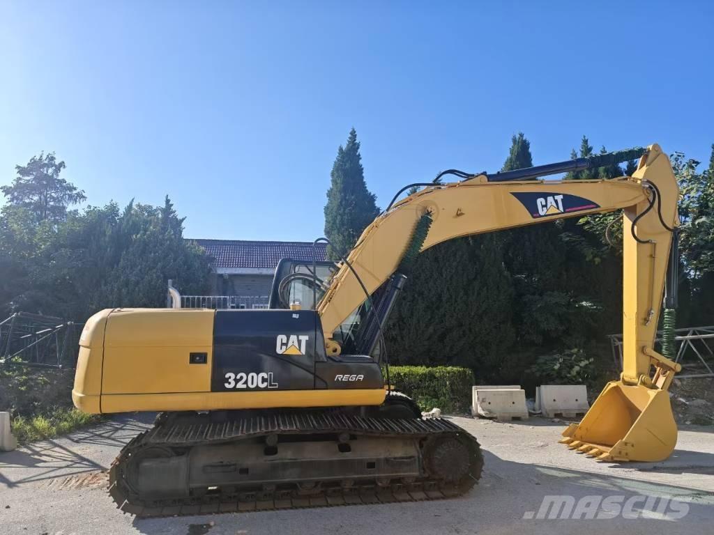 CAT 320 Escavatori cingolati