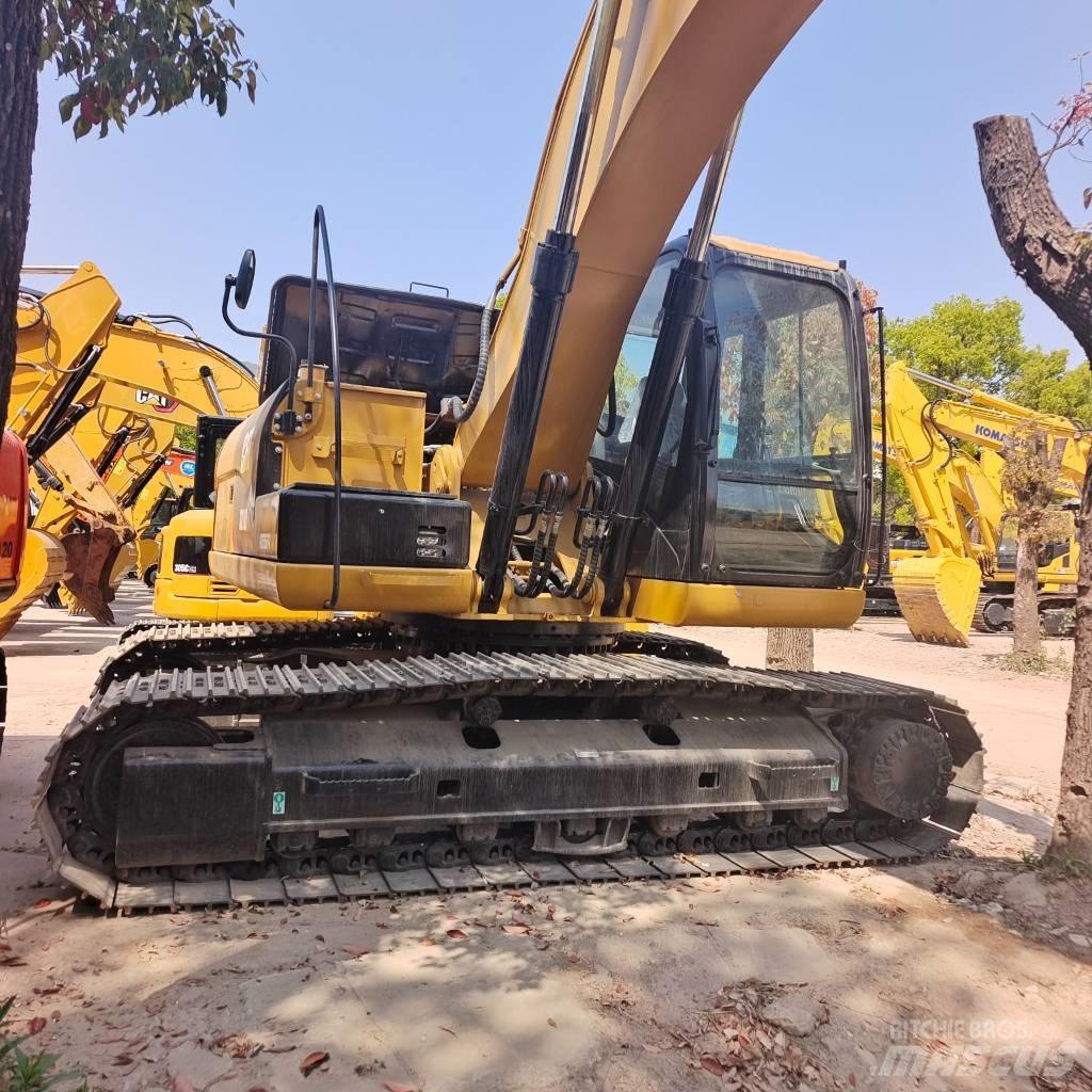 CAT 320 D Escavatori cingolati