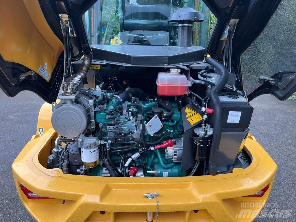Volvo L 30 H Pale gommate