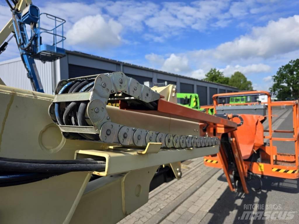 JLG E 450 AJ Piattaforme a braccio articolato