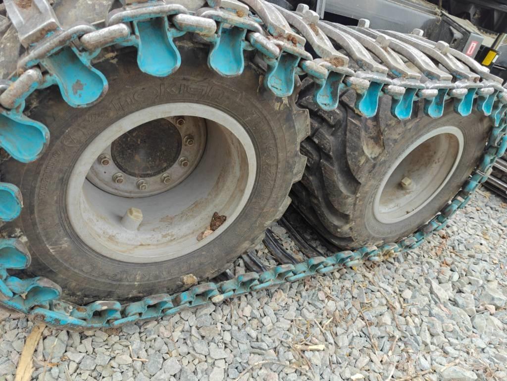 Komatsu 901 XC Abbattitrici, Disboscatrici