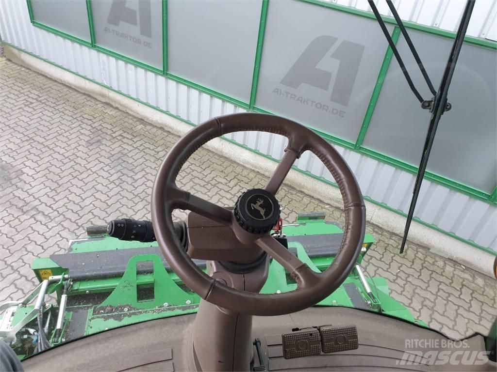 John Deere T670 Mietitrebbiatrici