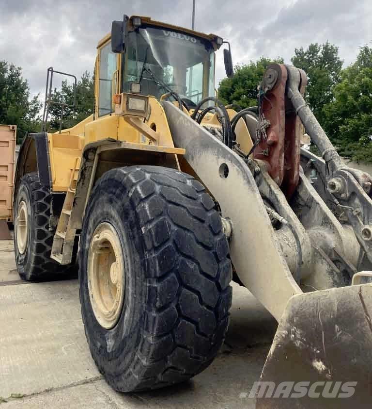 Volvo L 150 E Pale gommate