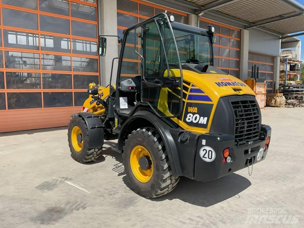 Komatsu WA80M-8 Pale gommate