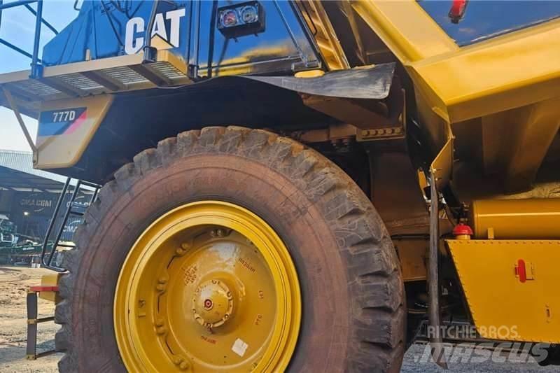 CAT 777D Camion altro
