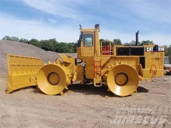 CAT 836C Compattatrici