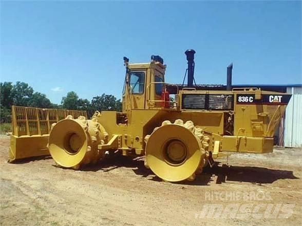 CAT 836C Compattatrici
