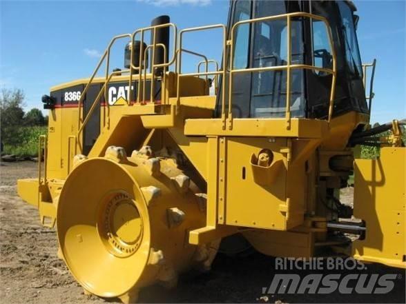 CAT 836G Compattatrici