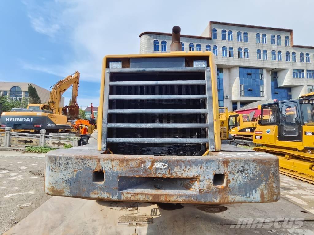 Komatsu WA 500-3 Pale gommate