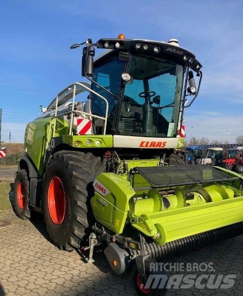 CLAAS JAGUAR 970 Trince semoventi