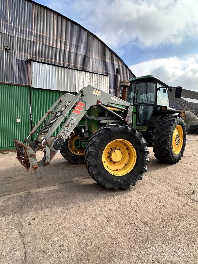 John Deere 4055 Trattori
