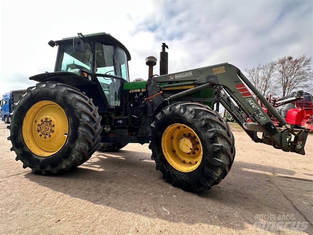 John Deere 4055 Trattori