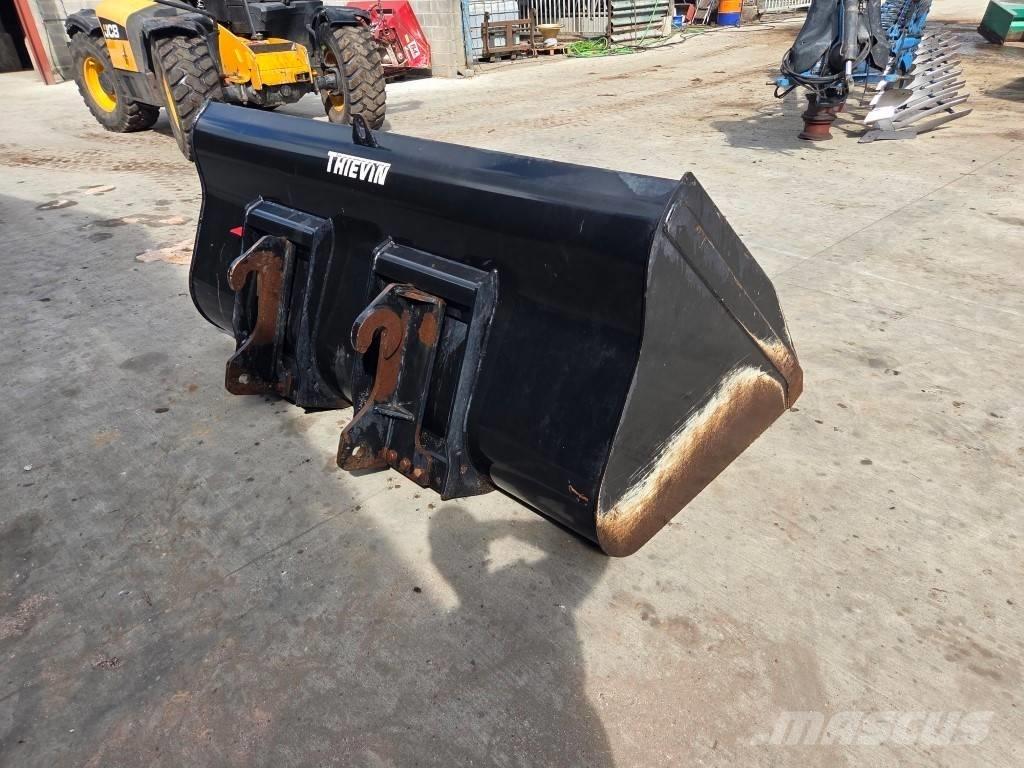 JLG 2450 / 2400 Accessori per pale frontali