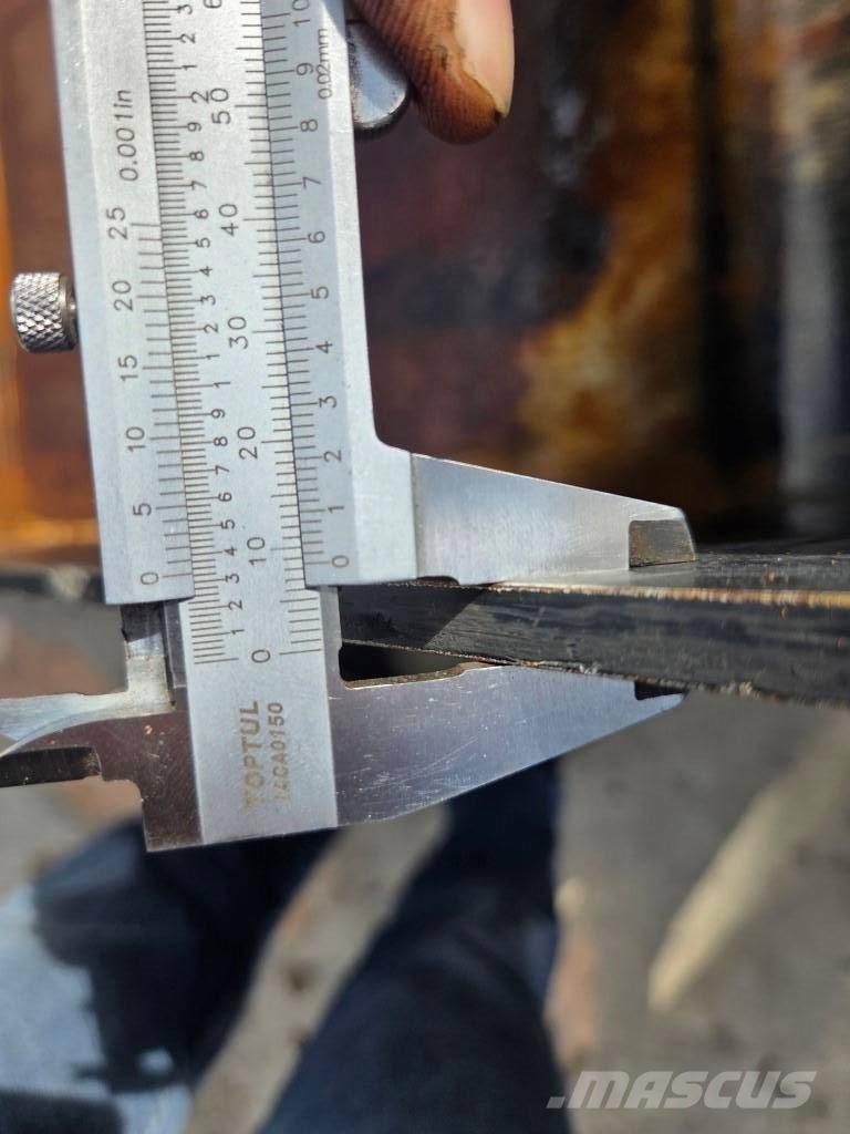 JLG 2450 / 2400 Accessori per pale frontali