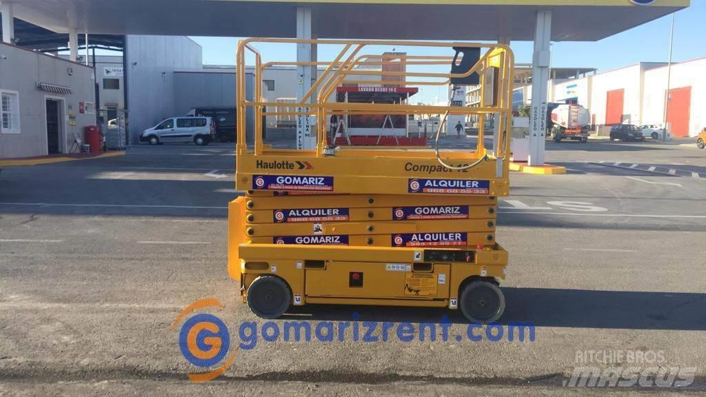 Haulotte Compact 12 Piattaforme a pantografo
