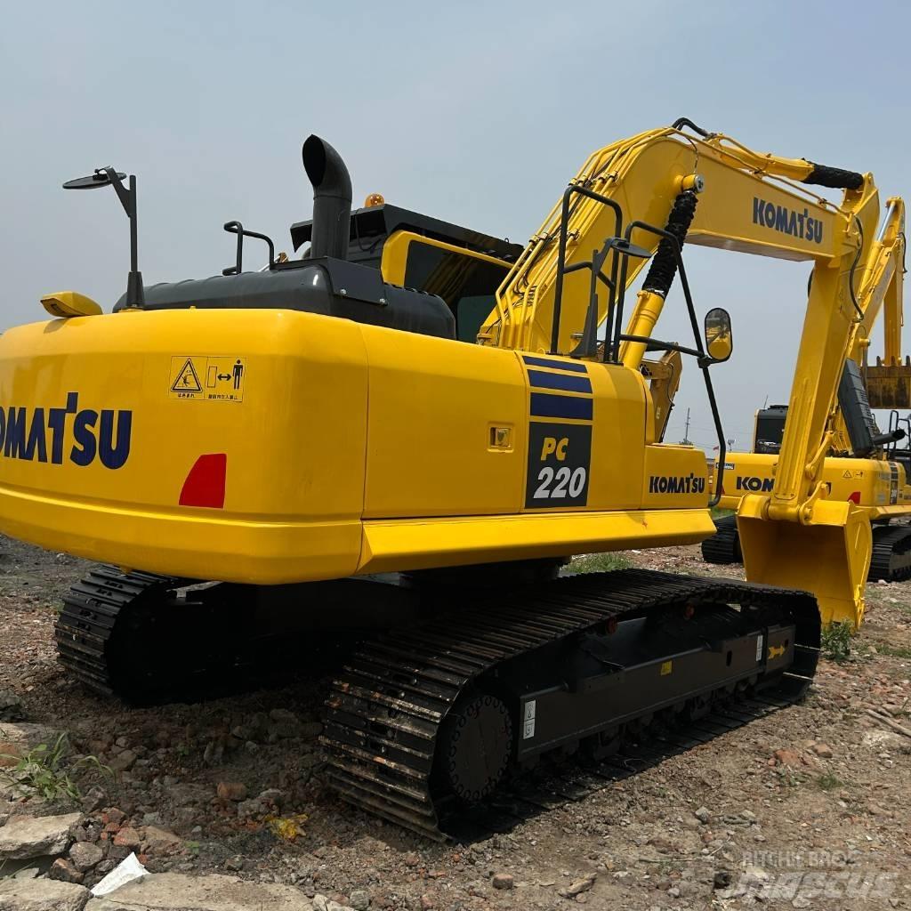 Komatsu 220-8 Escavatori cingolati