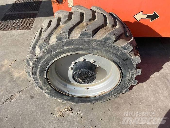 JLG 660 SJ Piattaforme a braccio telescopico