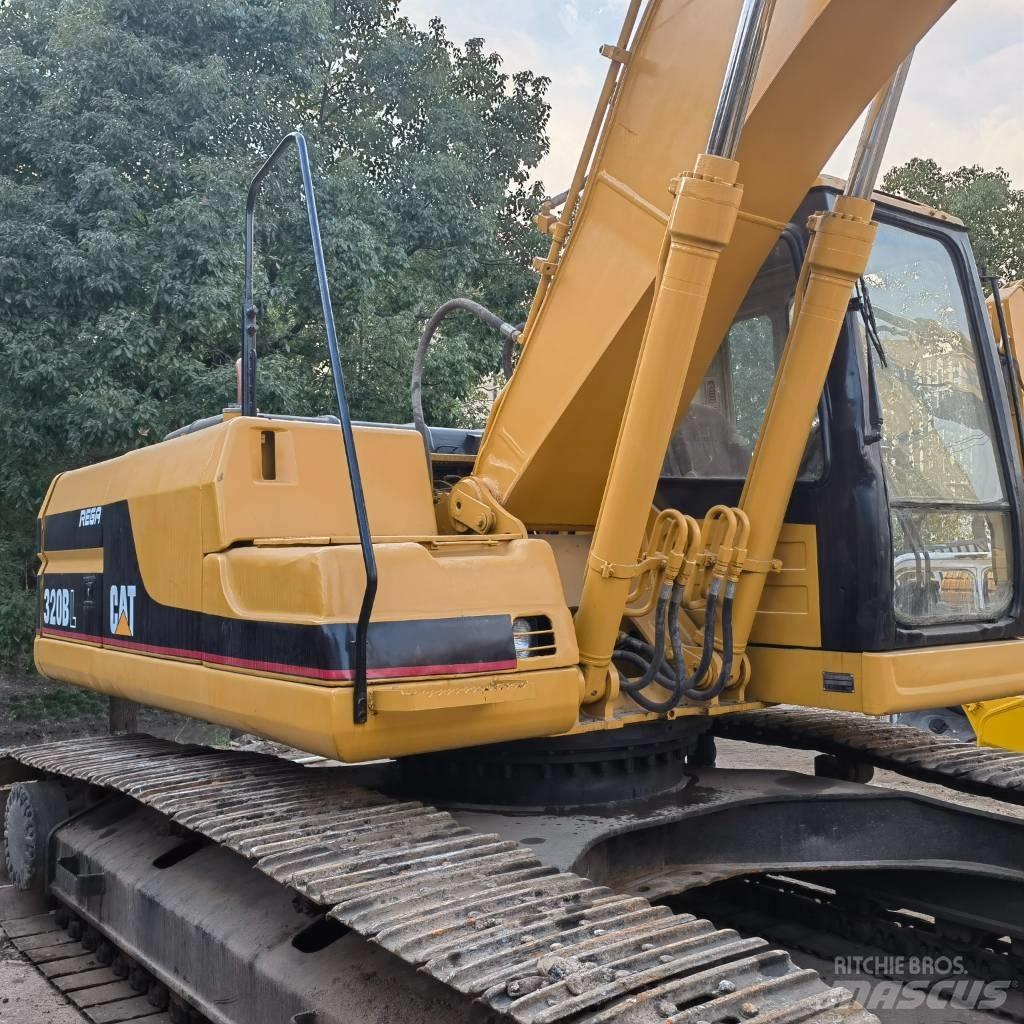 CAT 320 B LC Escavatori cingolati
