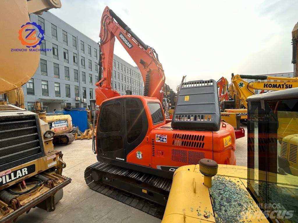 Doosan DX 150 Escavatori medi 7t - 12t