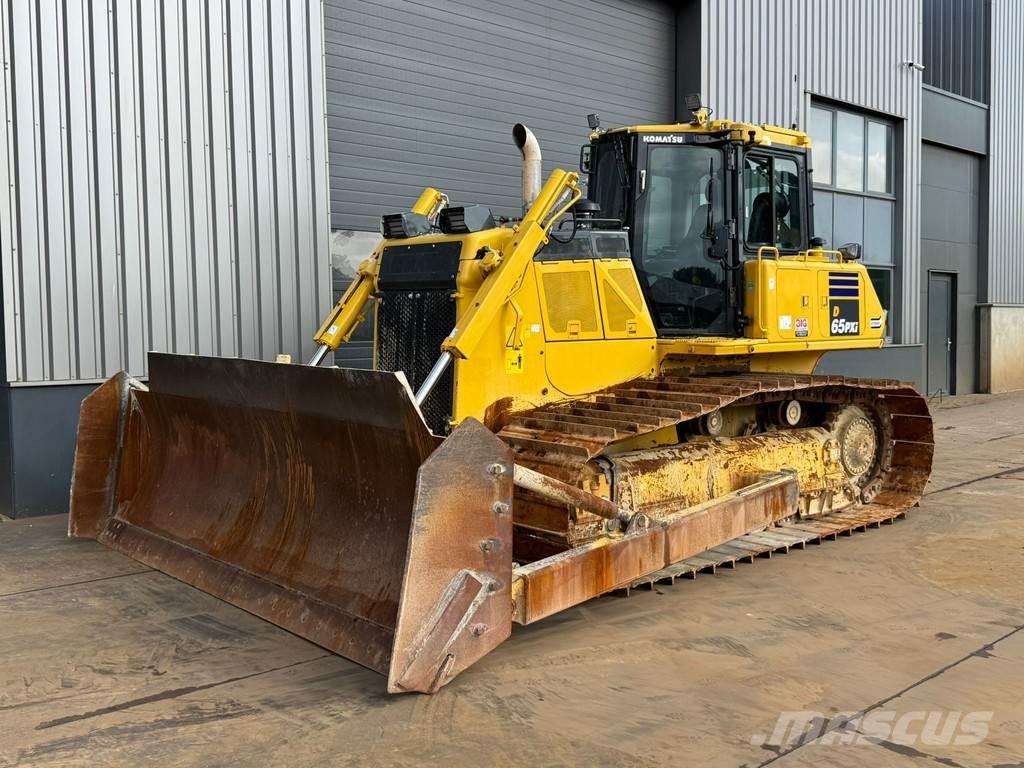 Komatsu D65PXi-18 Dozer cingolati