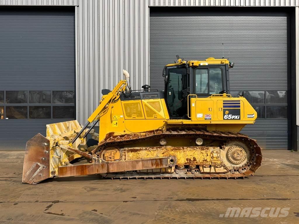 Komatsu D65PXi-18 Dozer cingolati