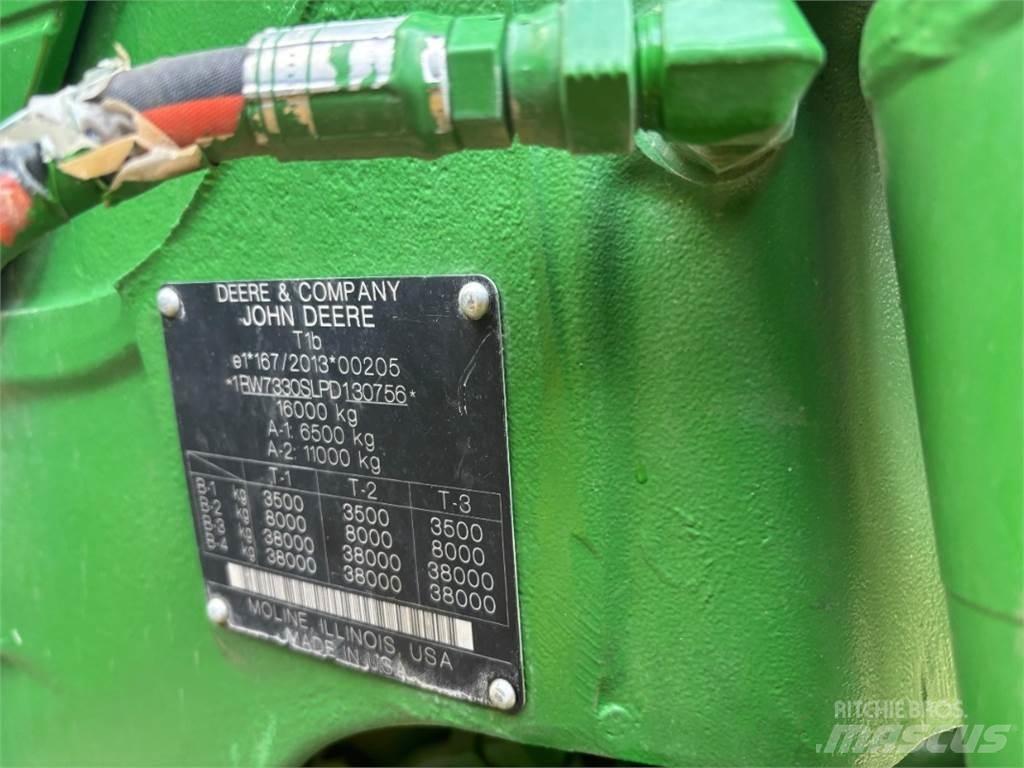 John Deere 7R330 Trattori