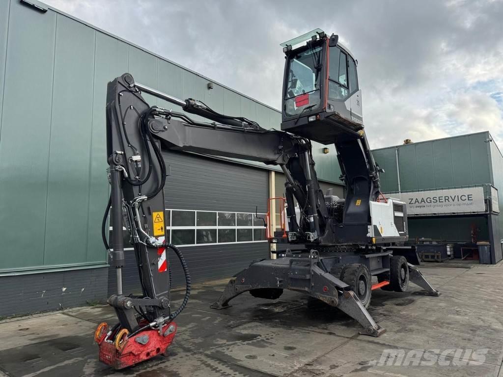 Volvo EW220 E Movimentazione rifiuti