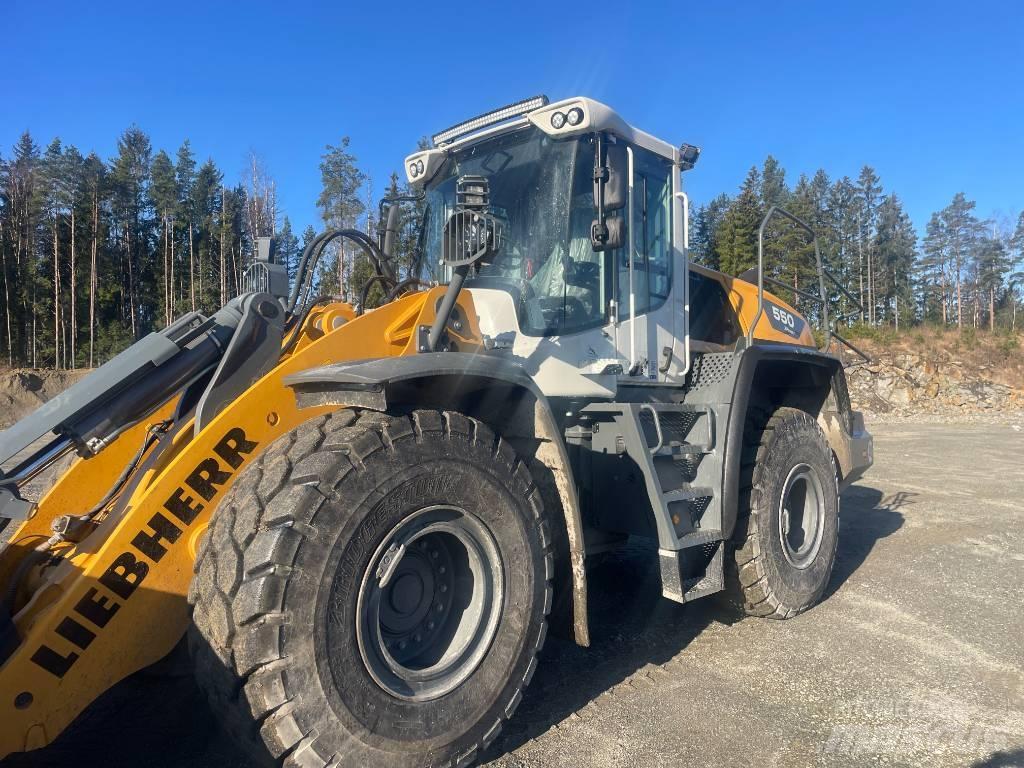 Liebherr L550XPower Pale gommate