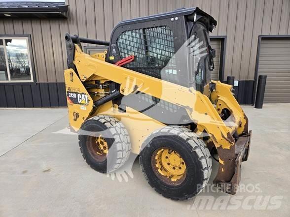 CAT 242D Mini Pale Gommate