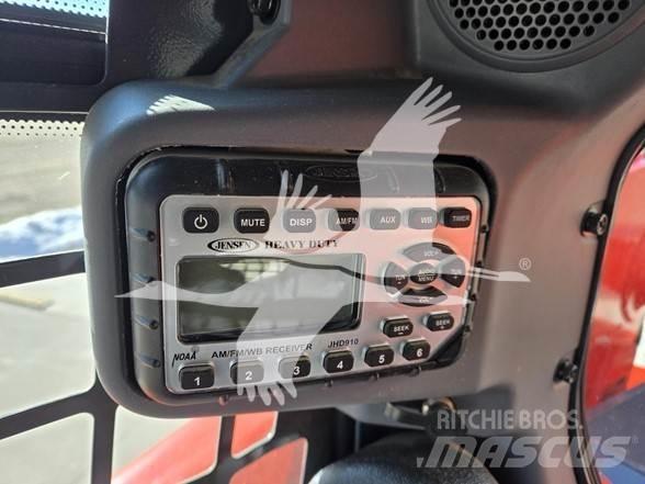 Kubota SSV75 Mini Pale Gommate