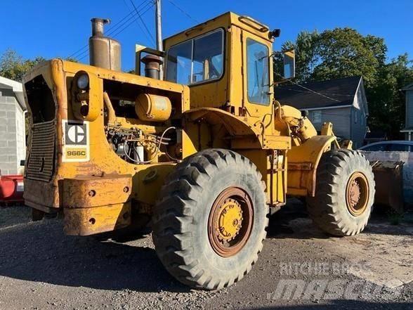CAT 966 C Pale gommate