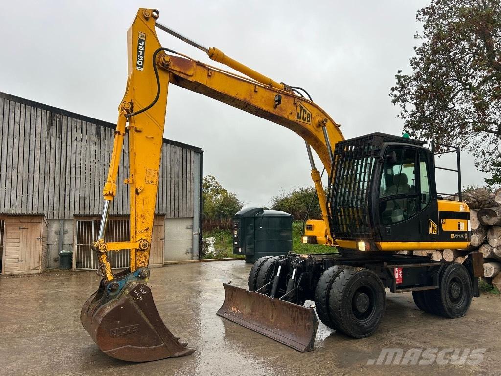 JCB JS 130 W Escavatori gommati