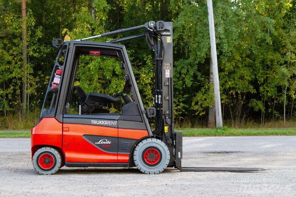 Linde E30-01 Carrelli elevatori elettrici