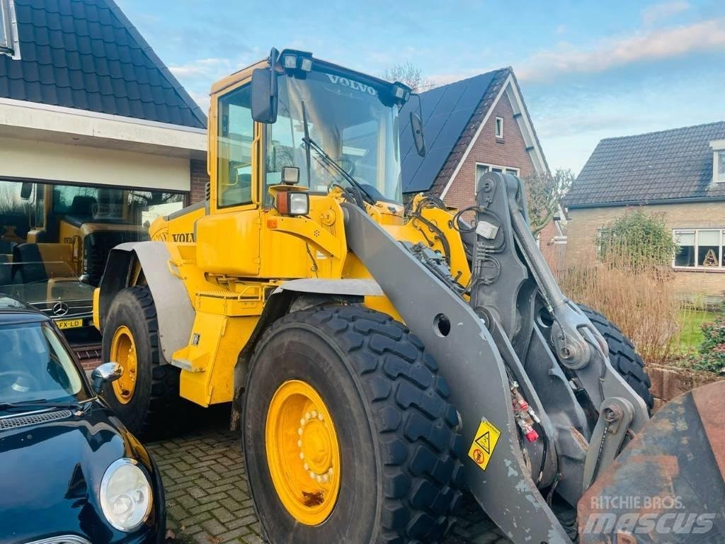 Volvo L90E Pale gommate