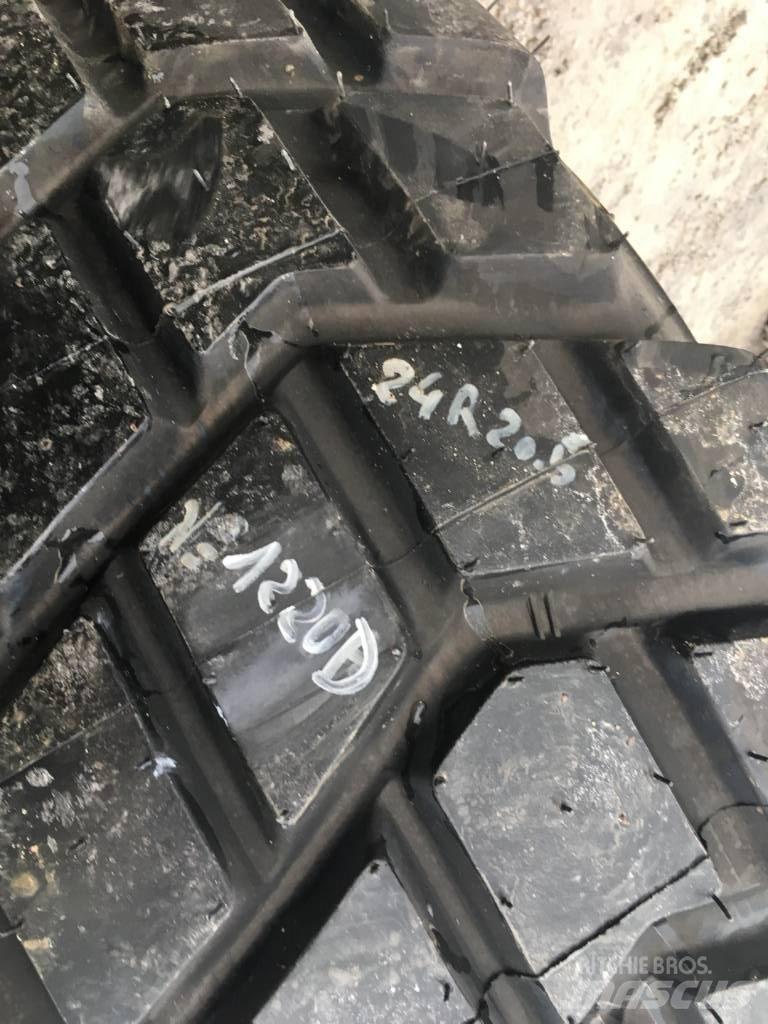  MAGNA TYRES 24R20.5 Pneumatici, ruote e cerchioni