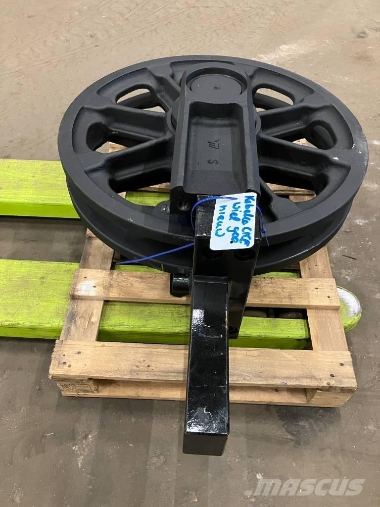 Kobelco CKE900 Catene, cingoli e sottocarro