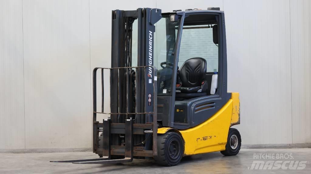Jungheinrich EFG 320 Carrelli elevatori elettrici