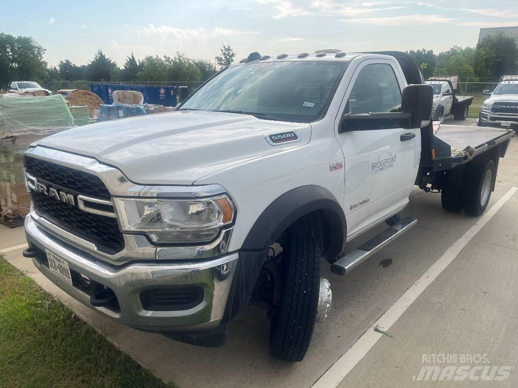 RAM 5500 Camion con sponde ribaltabili