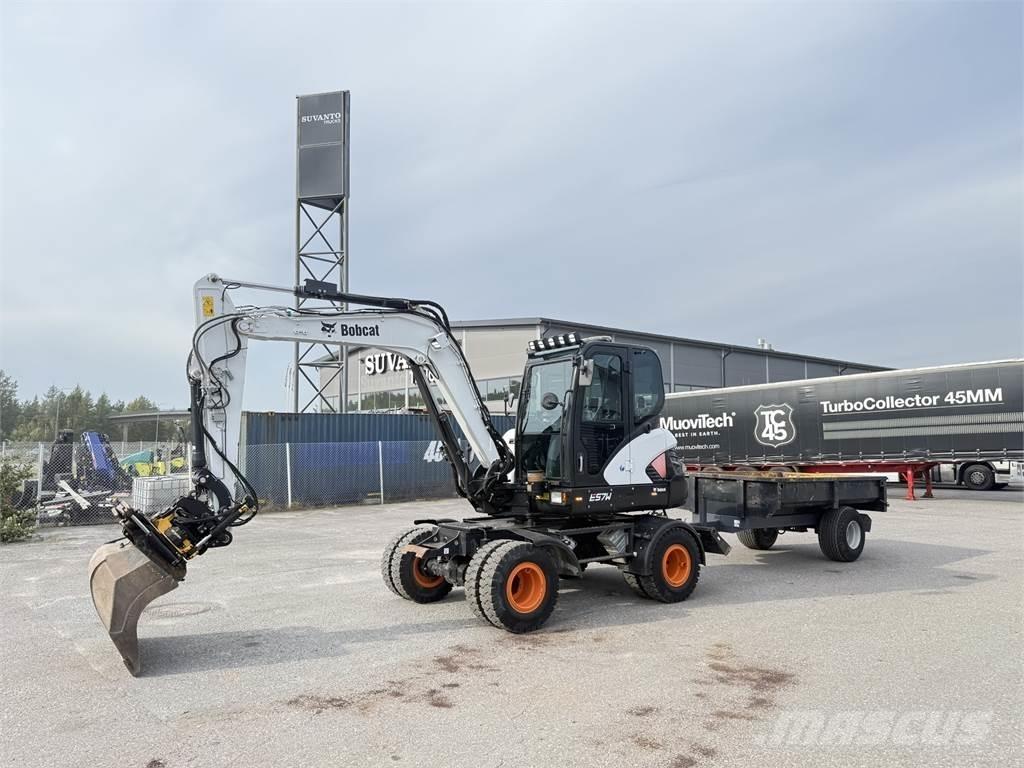 Bobcat E57W Escavatori gommati