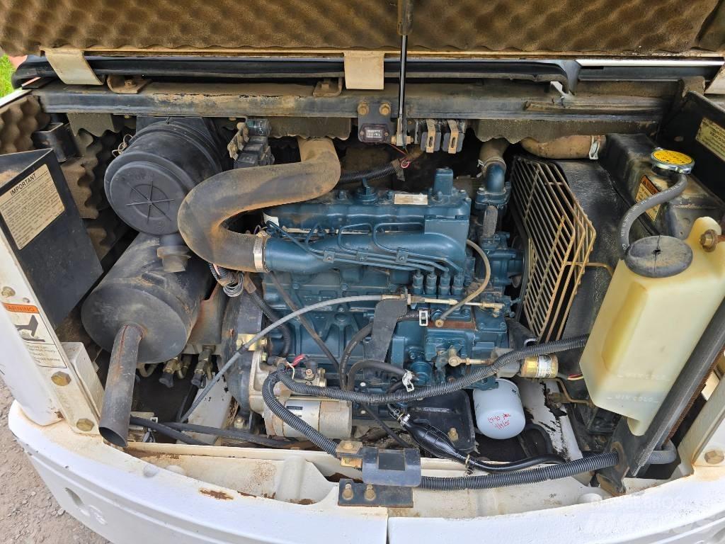 Bobcat X 331 Miniescavatori