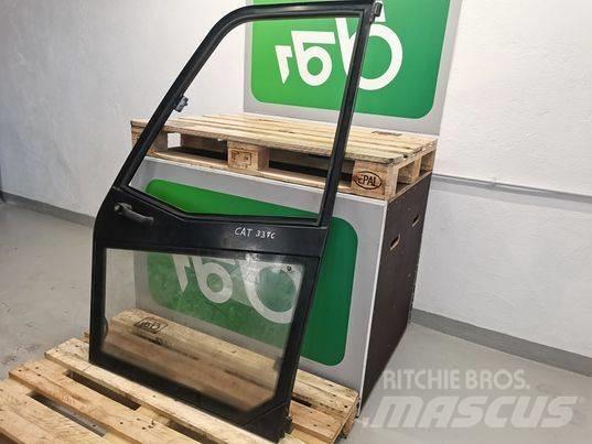 CAT TH 407 door Cabine e interni