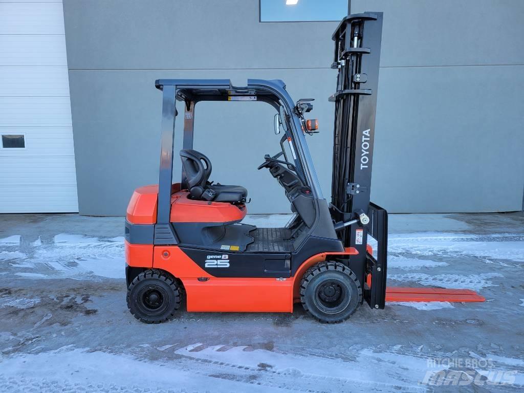 Toyota 8FB25 Carrelli elevatori elettrici